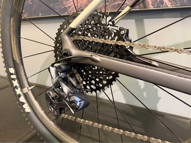 2022 mondraker podium carbon r hardtail mountainbike - l - afbeelding 5 van  15