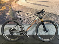2022 mondraker podium carbon r hardtail mountainbike - l