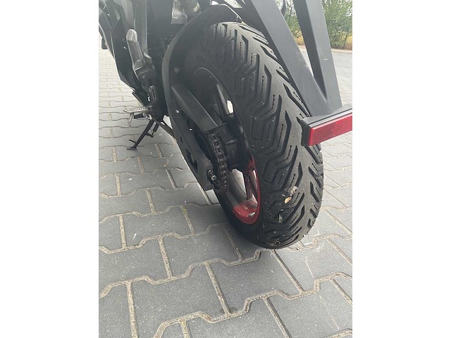2022 motobi - strada 125 dl sport - motorcycle - afbeelding 13 van  16