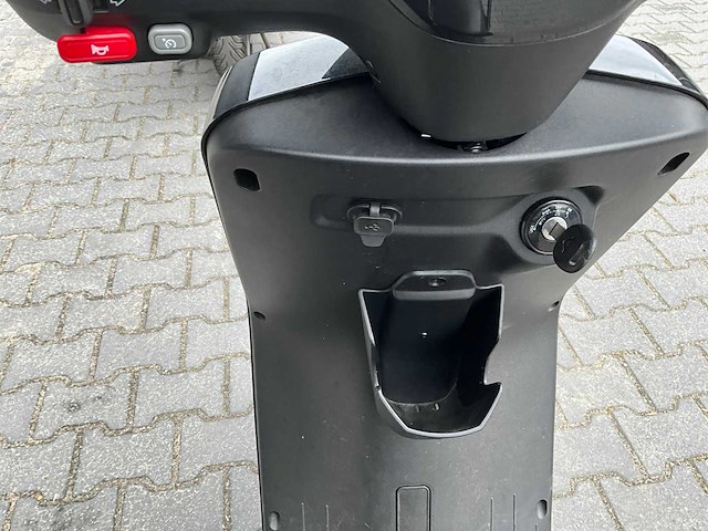 2022 niu m+ lite e-scooter - afbeelding 2 van  15