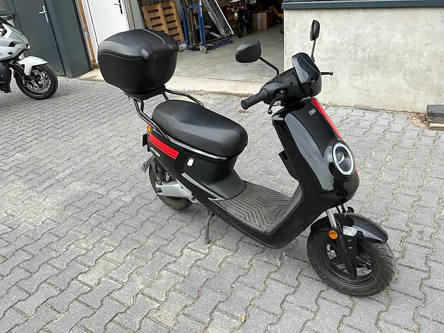 2022 niu m+ lite e-scooter - afbeelding 10 van  15