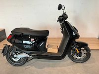 2022 niu mqi gt e-scooter