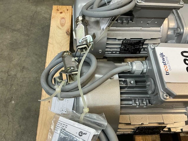 2022 nord drivesystems elektromotor 1,1kw (4x) - afbeelding 4 van  5