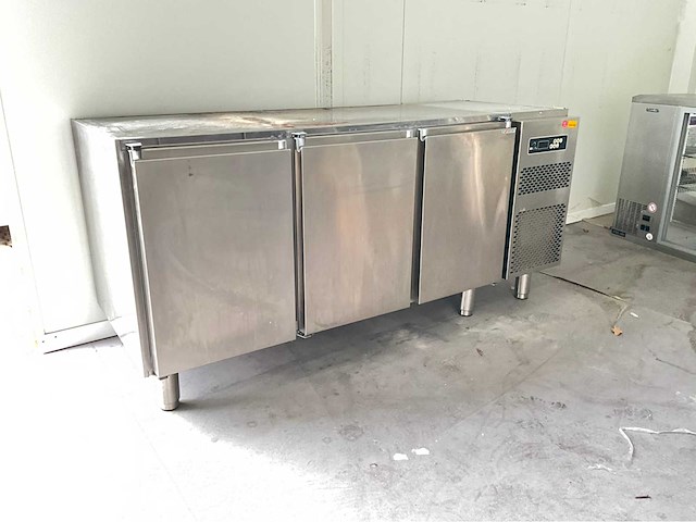 2022 olis oow03 koelwerkbank - afbeelding 1 van  8