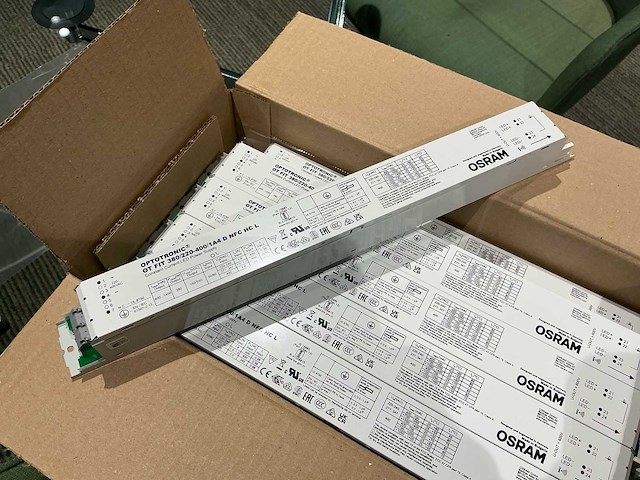 2022 osram (inventronics) ot fit 380/220-400/1a4 d nfc hc l drivers (600x) - afbeelding 14 van  16