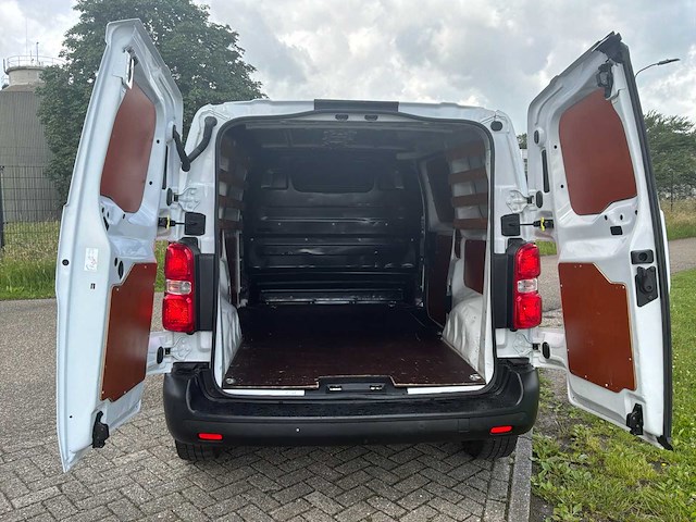 2022 peugeot expert 2.0 bluehdi prem bedrijfswagen - afbeelding 15 van  45