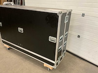 2022 philips 86bdl3550q monitor in flightcase - afbeelding 13 van  17