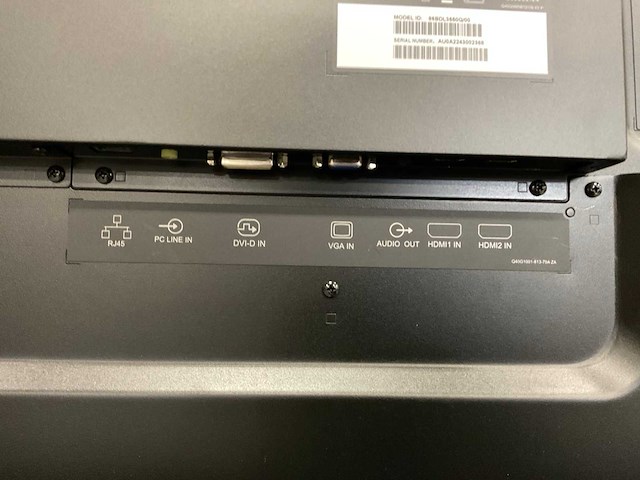 2022 philips 86bdl3550q monitor in flightcase - afbeelding 17 van  17