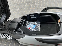 2022 piaggio mp3 400hpe 3 wiel motorfiets - afbeelding 9 van  18
