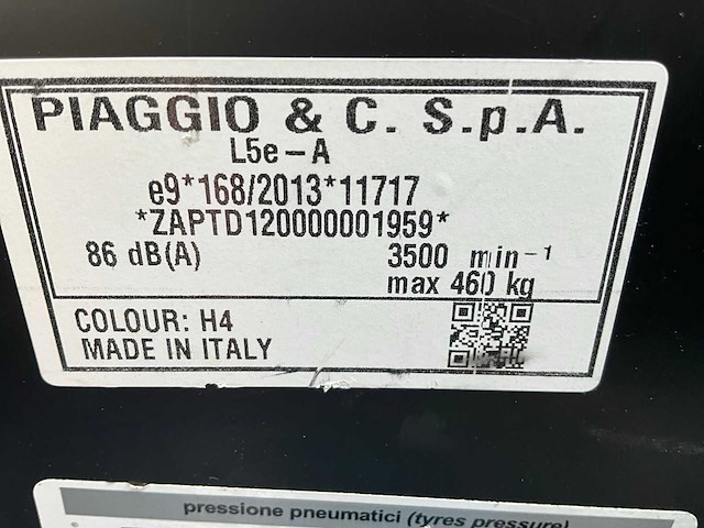 2022 piaggio mp3 400hpe 3 wiel motorfiets - afbeelding 10 van  18