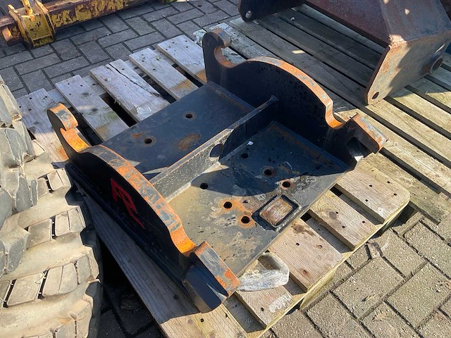 2022 pladdet cw 30 snelwissel - afbeelding 1 van  5