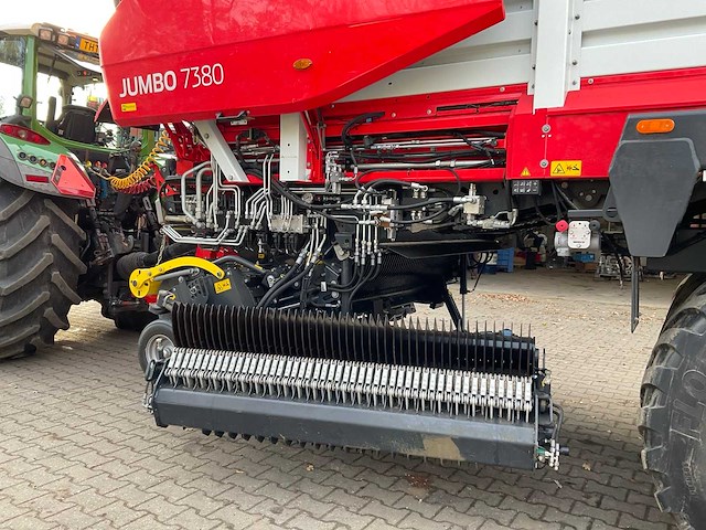 2022 pottinger jumbo 7380 dwm tandem opraapwagen - afbeelding 28 van  41