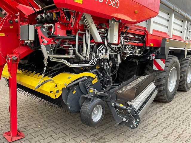 2022 pottinger jumbo 7380 dwm tandem opraapwagen - afbeelding 32 van  41
