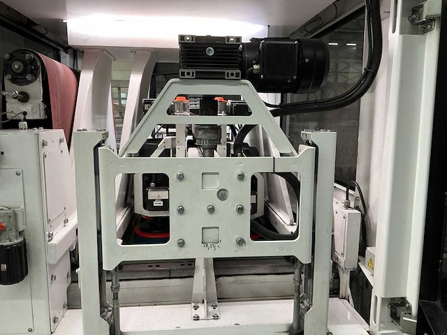 2022 q-fin f1200 + wes6000 slijp- en afbraammachine met afzuiging - afbeelding 2 van  36