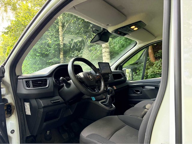 2022 renault trafic 2.0 dci automaat t27 l1h1comf bedrijfswagen - afbeelding 16 van  18