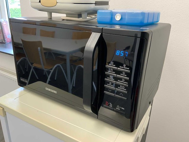 2022 samsung ms23k3513ak magnetron inclusief tosti-ijzer - afbeelding 3 van  5