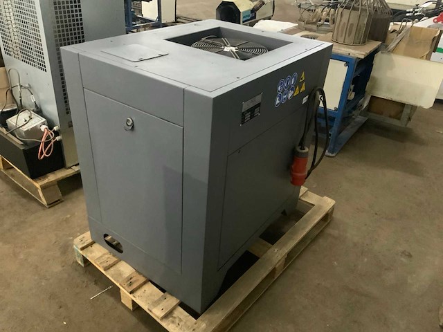 2022 scc base 5 vsd schroefcompressor - afbeelding 5 van  8