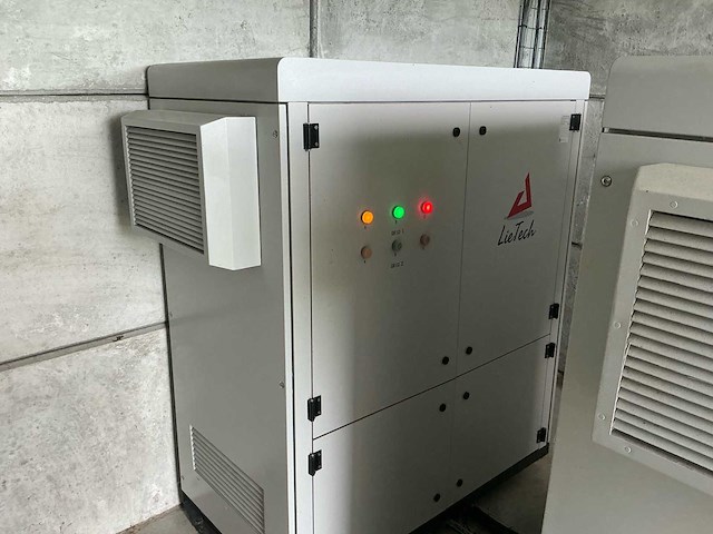 2022 scu gress-150-100 battery energy storage system met schakelkast - afbeelding 12 van  21