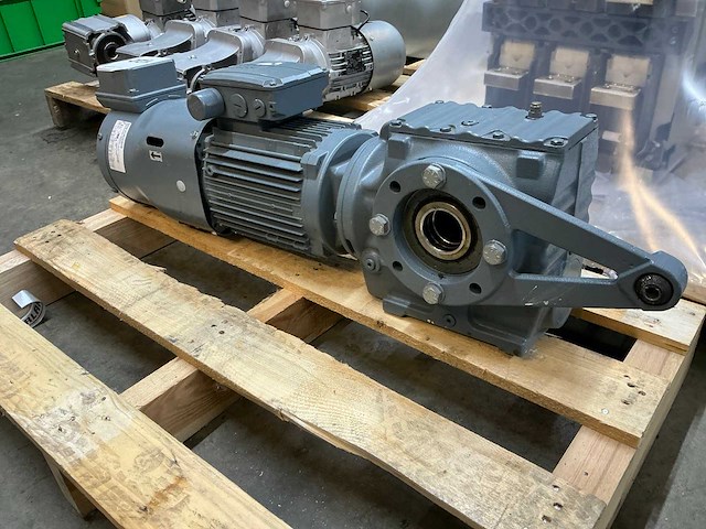 2022 sew eurodrive elektromotor - afbeelding 2 van  8
