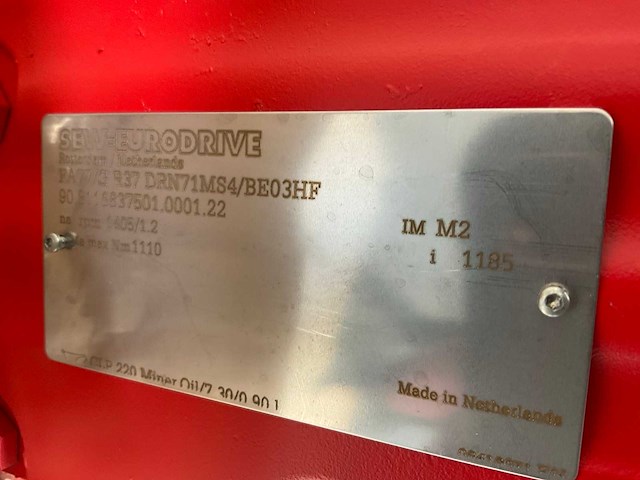 2022 sew fa77/g r37 drn71ms4/be03hf elektromotor met reductor (2x) - afbeelding 5 van  6