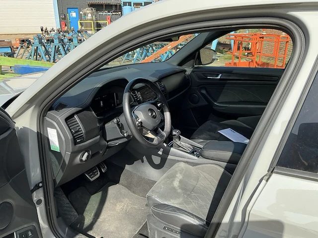 2022 skoda kodiaq 1.5 tsi sportline business auto - afbeelding 2 van  31
