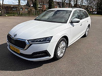 2022 skoda octavia combi 1.5 e-tsi automaat personenauto - afbeelding 1 van  9