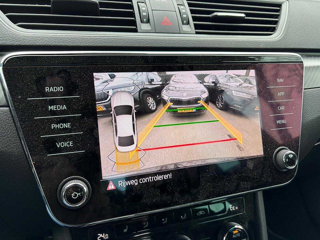 2022 skoda superb automaat personenauto - afbeelding 4 van  16