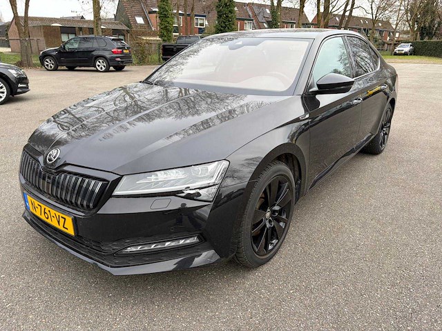 2022 skoda superb automaat personenauto - afbeelding 1 van  16