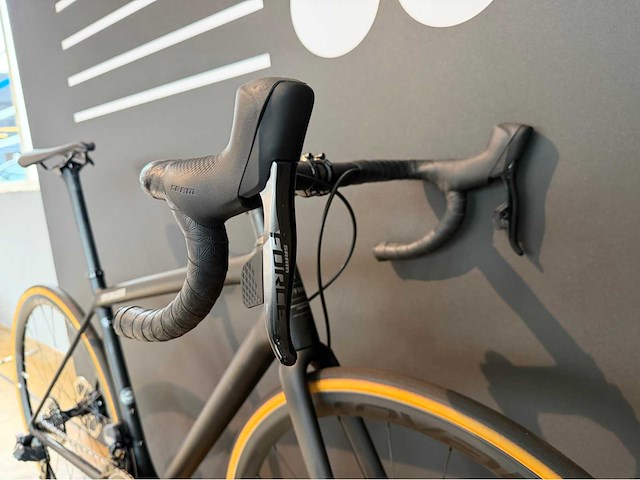 2022 specialized aethos pro racefiets - 54cm - afbeelding 15 van  16