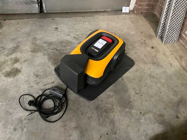 2022 stigna srsw01 epower robot grasmaaier - afbeelding 2 van  8