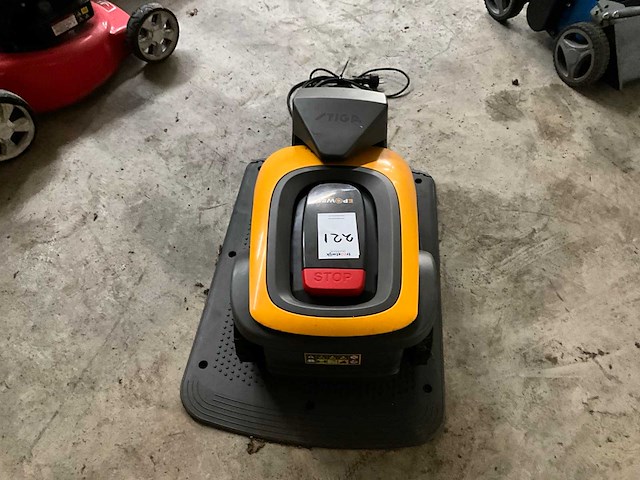 2022 stigna srsw01 epower robot grasmaaier - afbeelding 4 van  8