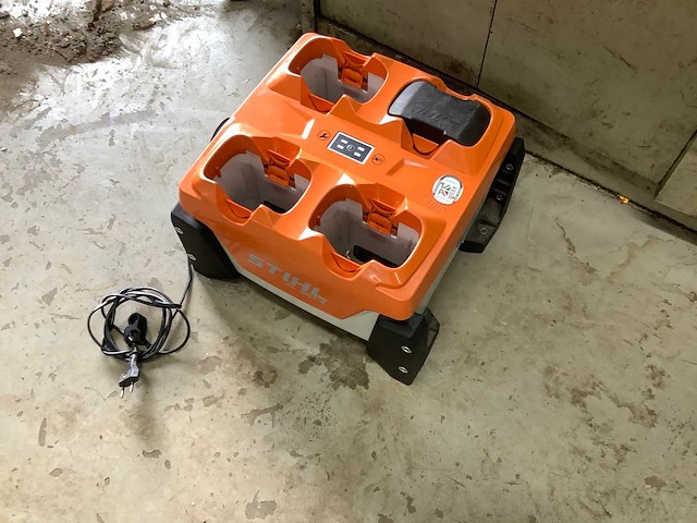 2022 stihl al301-4 acculader - afbeelding 1 van  3