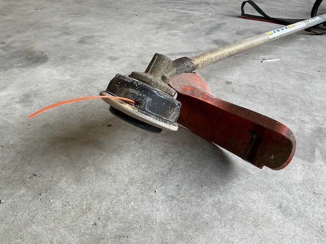 2022 stihl fs 55r kantenmaaier - afbeelding 3 van  7