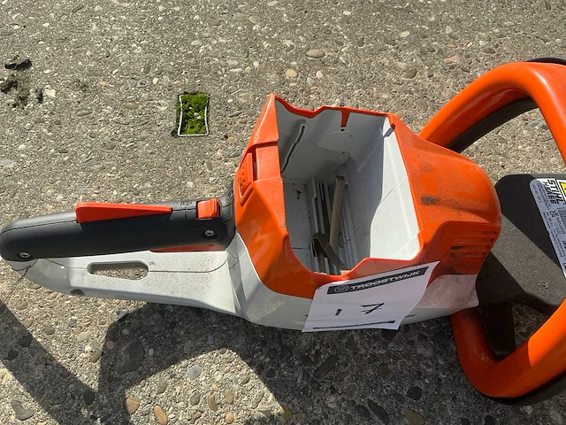 2022 stihl hsa56 heggenschaar - afbeelding 5 van  7