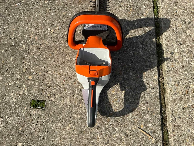 2022 stihl hsa56 heggenschaar - afbeelding 4 van  7