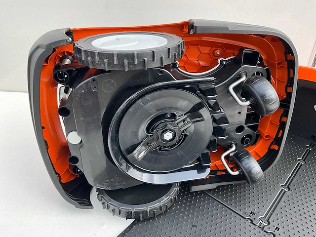 2022 stihl imow rmi522.0 robotmaaier - afbeelding 12 van  13