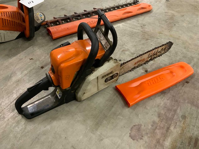 2022 stihl ms 180 kettingzaag - afbeelding 2 van  3
