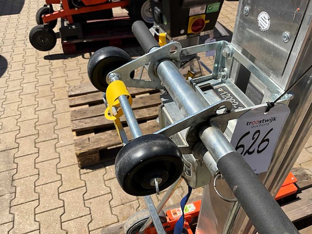 2022 sumner 2210 compacte materiaallift - afbeelding 9 van  12