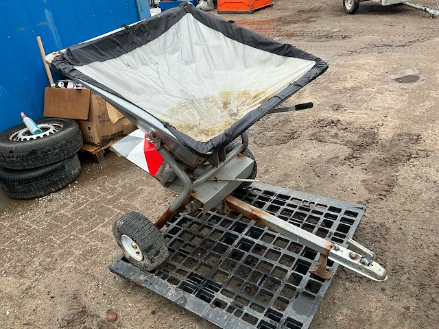 2022 sw-200 zoutstrooier - afbeelding 10 van  15