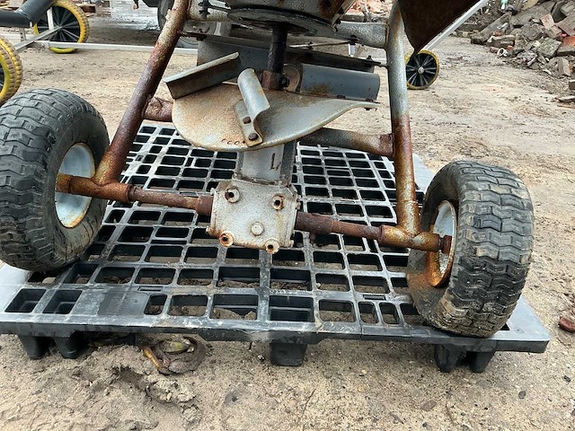 2022 sw-200 zoutstrooier - afbeelding 12 van  15