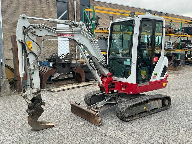 2022 takeuchi tb225 minigraafmachine - afbeelding 39 van  43