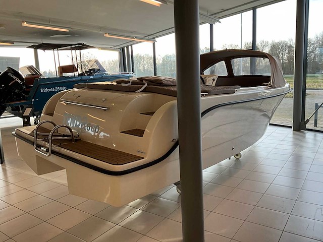 2022 tendr 600 sloep - afbeelding 4 van  8