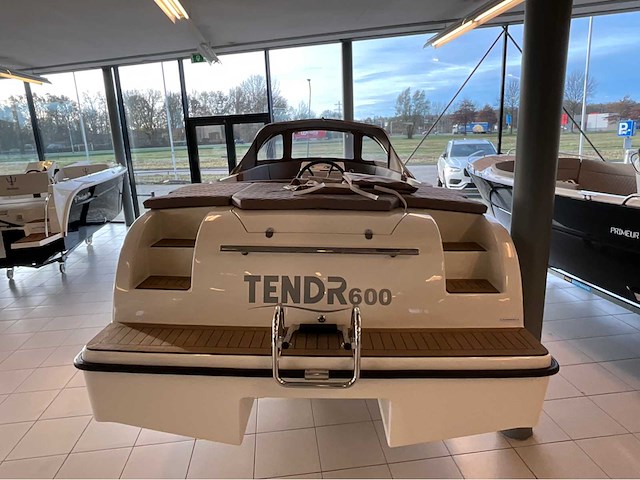 2022 tendr 600 sloep - afbeelding 5 van  8