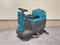 2022 tennant t581 zelfrijdende opzit schrob-zuigmachine - afbeelding 1 van  14