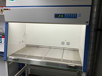 2022 thermo scientific msc advantage 1.2 bioveiligheidskast - afbeelding 12 van  13