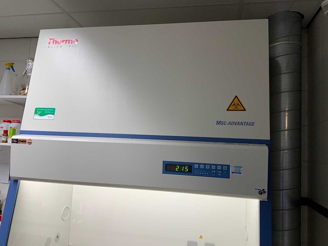 2022 thermo scientific msc advantage 1.2 bioveiligheidskast - afbeelding 13 van  13