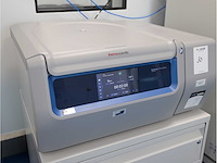 2022 thermo scientific multifuge x4r pro centrifuge - afbeelding 1 van  5