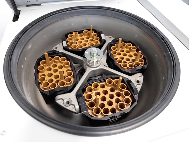 2022 thermo scientific multifuge x4r pro centrifuge - afbeelding 2 van  5