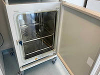 2022 thermowetenschappelijke heracell 150i gp laboratorium co2-incubator (2x) - afbeelding 2 van  11