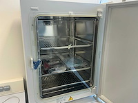 2022 thermowetenschappelijke heracell 150i gp laboratorium co2-incubator (2x) - afbeelding 12 van  13